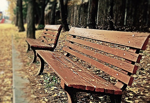 防盜螺絲在公共設(shè)施中的應(yīng)用